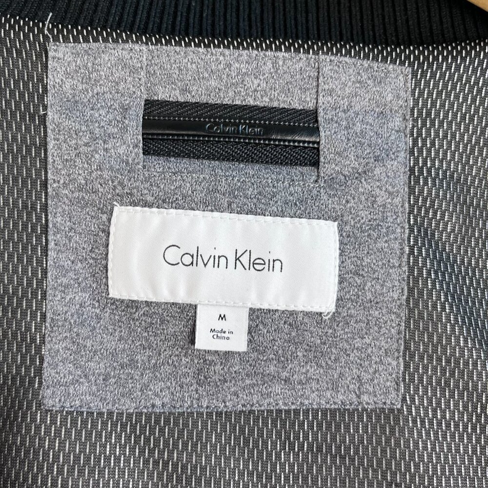 Calvin Klein Puffer Vest Men’s Medium Grey Full Zip Winter Outerwear Bomber - Picture 7 of 8